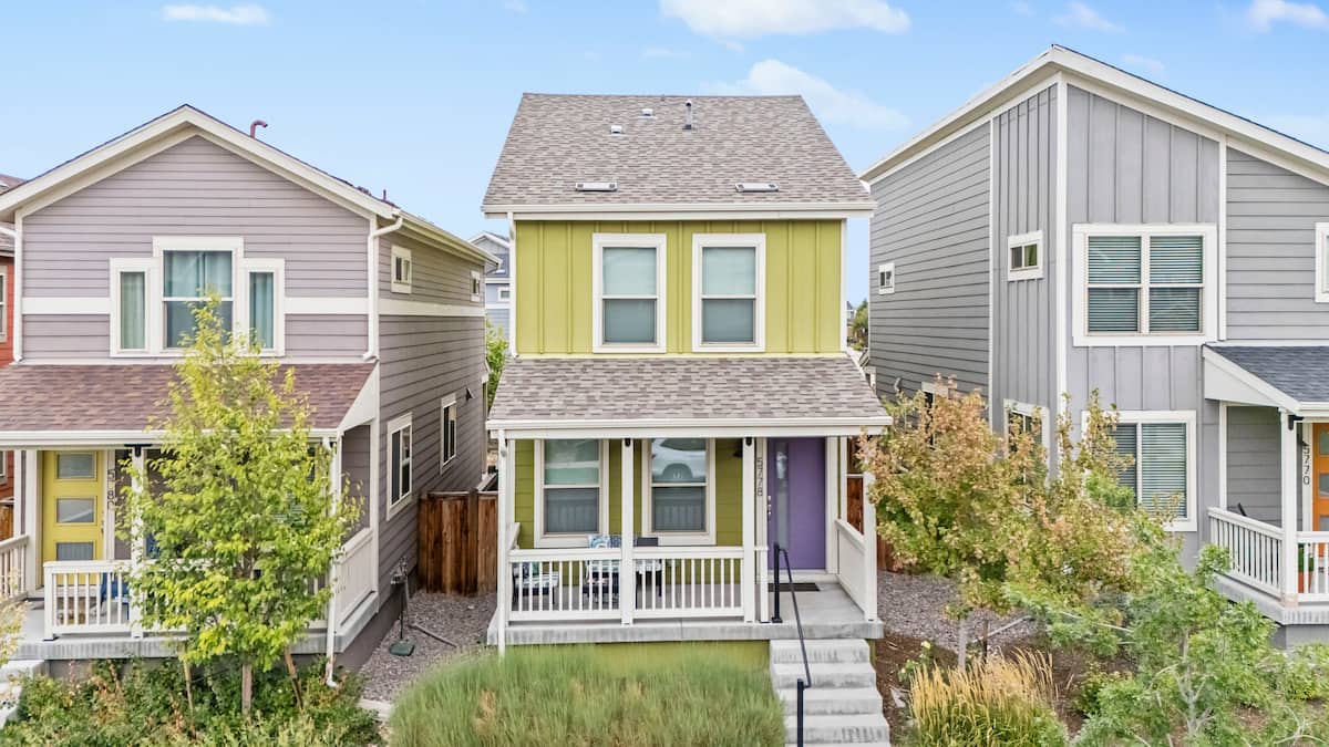 Charming Central Park Denver Single Family Home photo 5